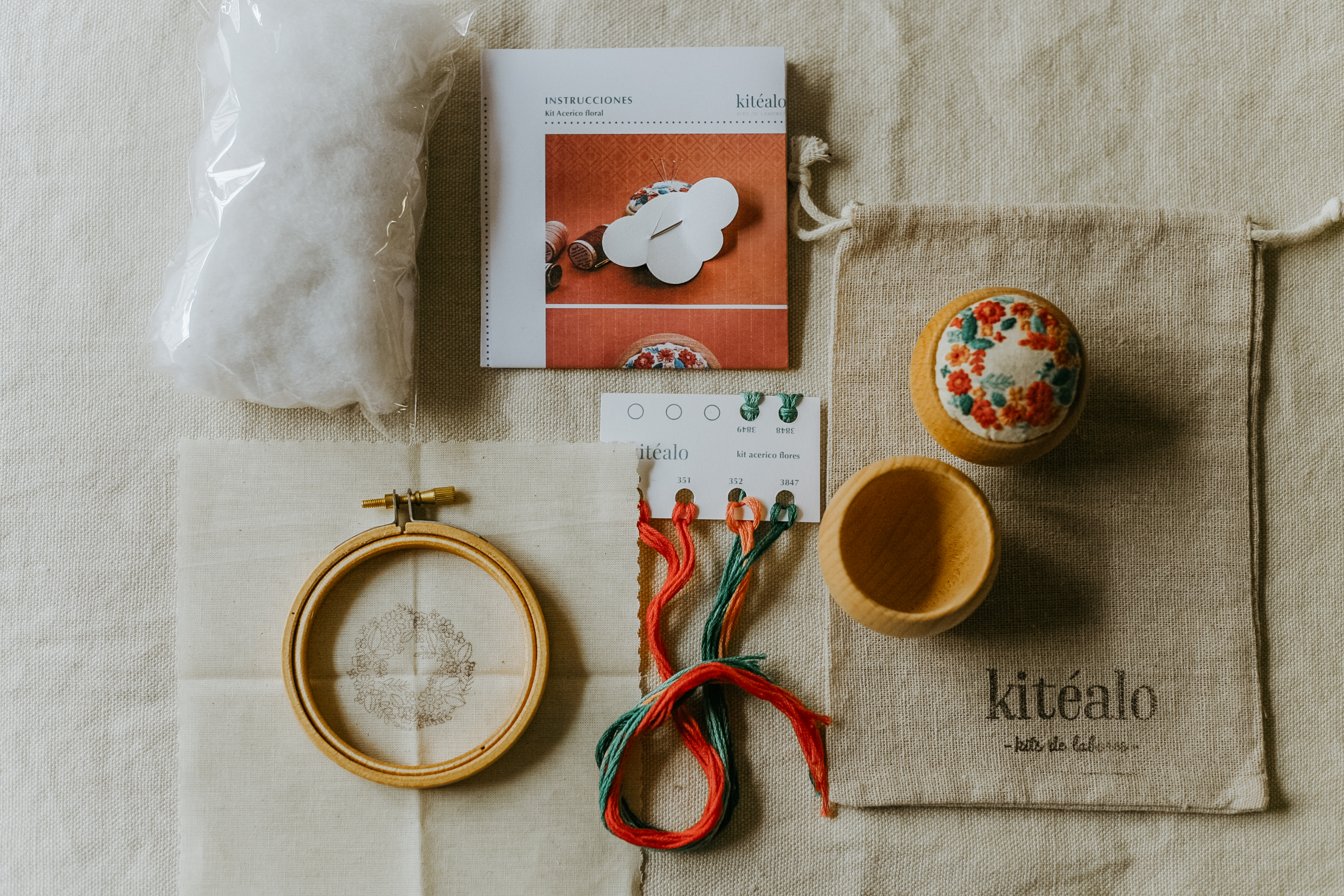 Kit de bordado de alfiletero de madera con todos los materiales incluidos