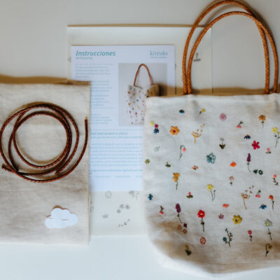 Kit de bordado para bolso con flores y materiales incluidos